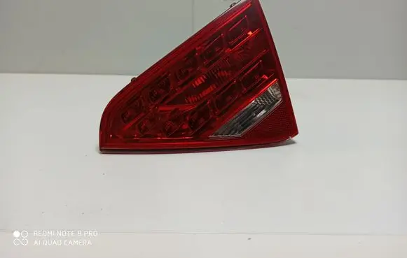Audi A5 8T 8F Tailgate rear/tail lights 8T0945094A