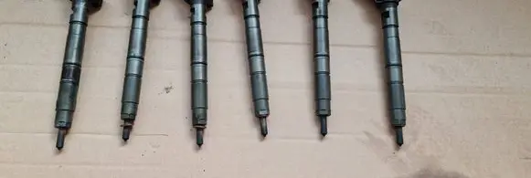 Audi A6 S6 C6 4F Fuel injector 057130277AC 0445115058