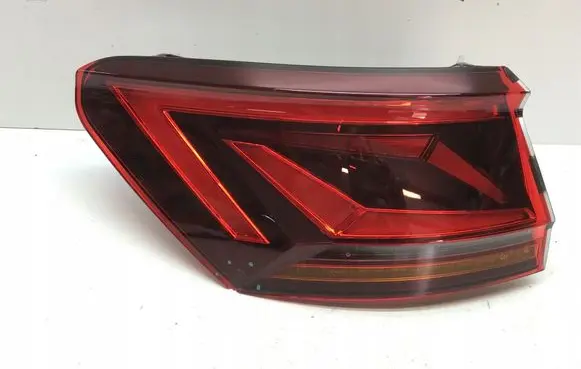Volkswagen Touareg III Rear/tail lights