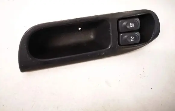 Renault Scenic I Electric window control switch 7700431172