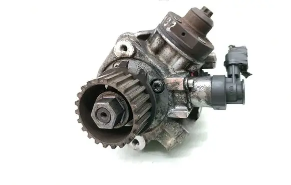 Ford Mondeo MK V Fuel injection high pressure pump CV6Q-9A543-AB 0445010536