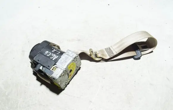 Audi A6 S6 C5 4B Rear seatbelt
