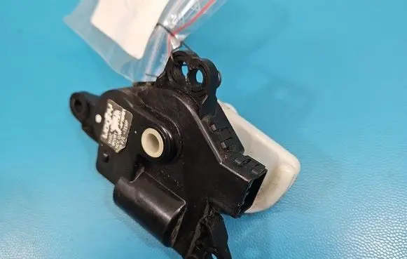 KIA Sportage A/C air flow flap actuator/motor IMPRK1554307
