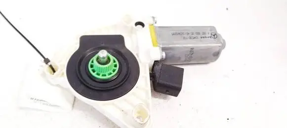 Mercedes-Benz E W212 Rear door window regulator motor A2078200542 934532100