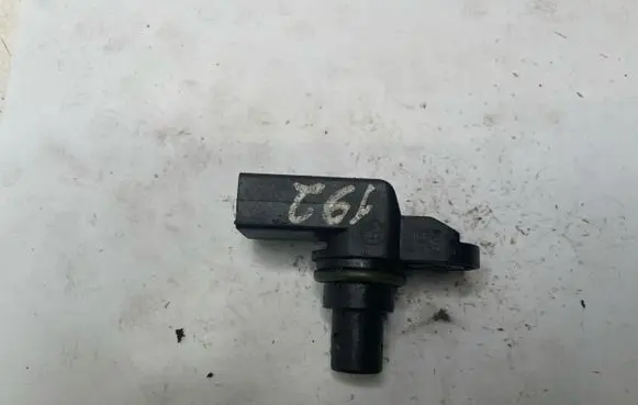 BMW 3 E46 Camshaft position sensor 2249320