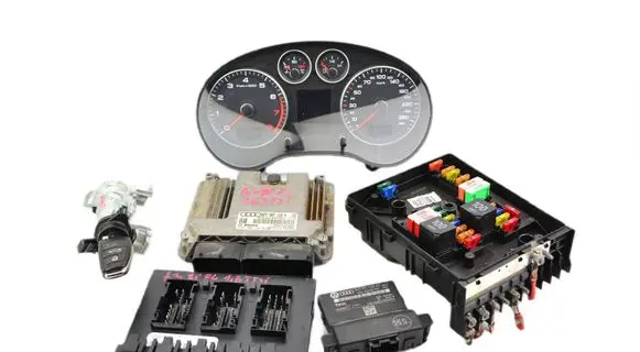 Audi A3 S3 8P Engine control unit/module 8P7907115K 8P0907115Q 0261S04940