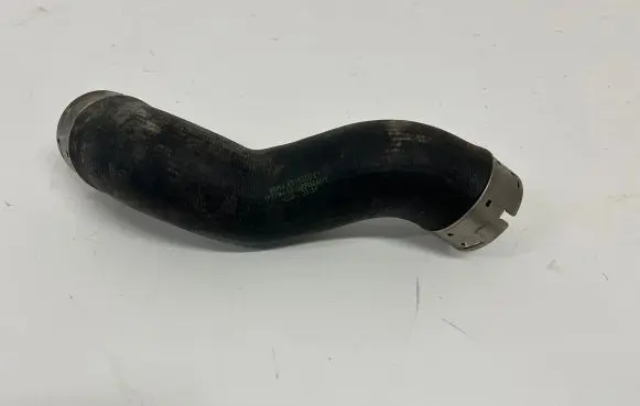 BMW 5 F10 F11 Intercooler hose/pipe 8516509 11279412