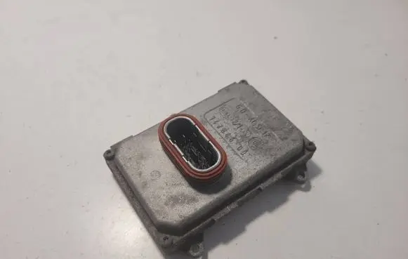 Peugeot 407 Headlight ballast module Xenon 5DF00370450