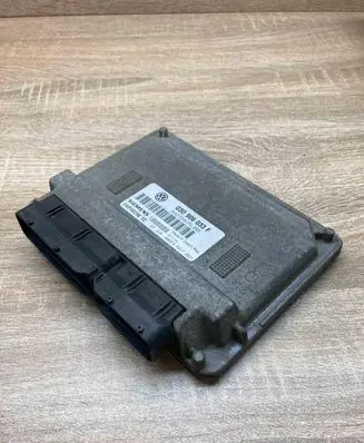 Volkswagen Polo IV 9N3 Engine control unit/module ECU 03D906033F 5WP40298