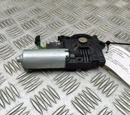 BMW X3M F97 Sunroof motor/actuator 3132922 10030661A