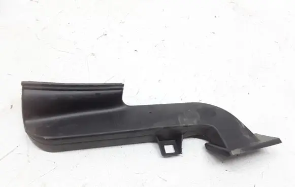 Volkswagen Multivan T5 Air intake duct part 7H5819625B