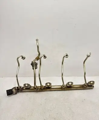 BMW X6 E71 Fuel main line pipe 7547600 12056010