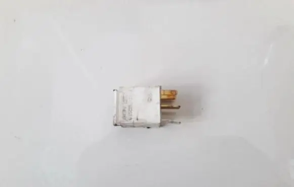 Ford Mondeo MK I Other relay 93bg13l028aa b47pg