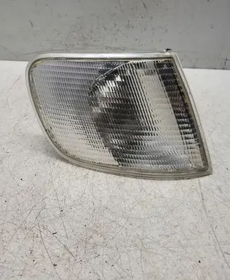 Audi 100 S4 C4 Front indicator light 185001B