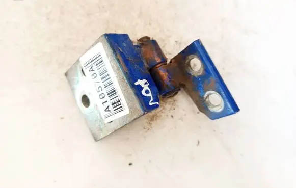 Peugeot Partner Front door upper hinge 