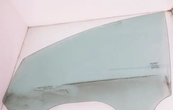 Fiat Croma Front door window glass four-door 43R00049