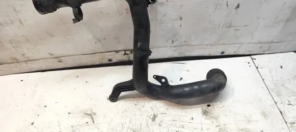 Volkswagen Jetta V Intercooler hose/pipe 1K0145770B 1K0145762A