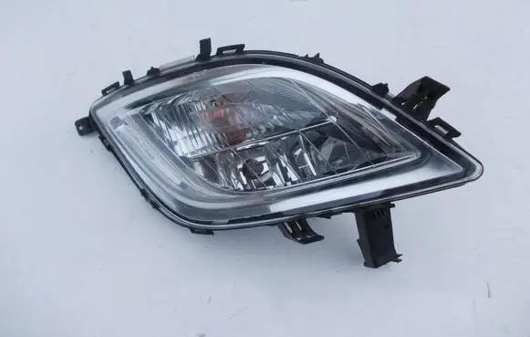 Opel Astra J Front fog light 13293619 662588507