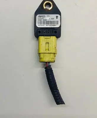 Hyundai i30 Airbag deployment crash/impact sensor 95930A6000S9 95930A6000 A6FLD3SY40301