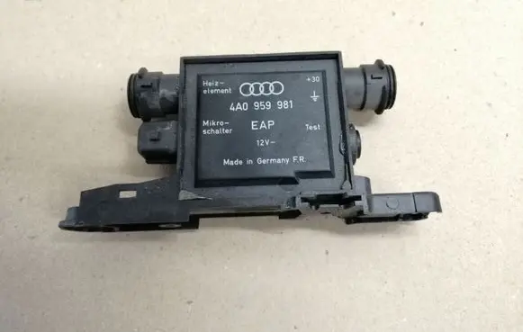 Audi A4 S4 B5 8D Door central lock control unit/module 4A0959981