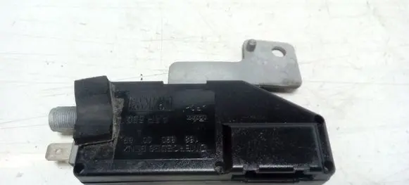 Mercedes-Benz ML W163 Aerial antenna amplifier A1638200089