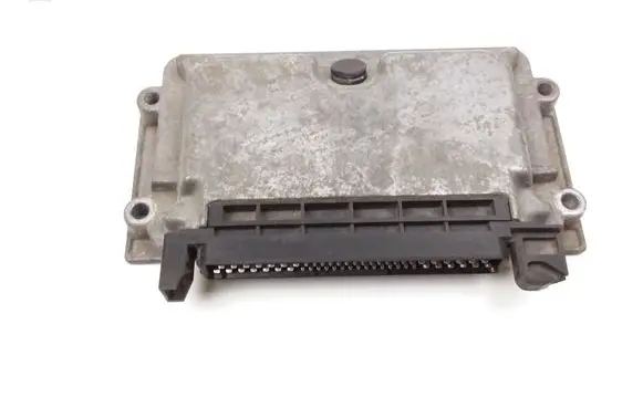 Peugeot 206 Engine control unit/module 0261204712 9628324780 26FM0575