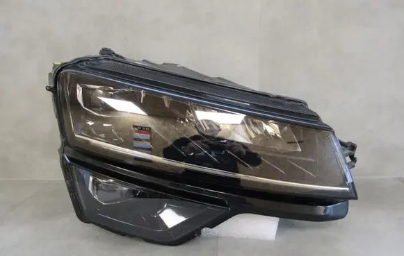 Skoda Karoq Headlight/headlamp 57B941016B