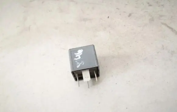 Audi A4 S4 B5 8D Other relay 8d0951253a