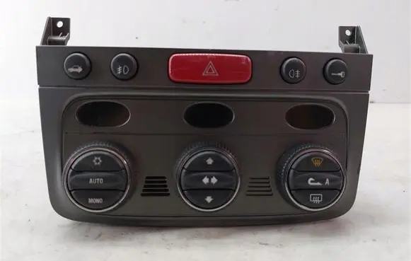 Alfa Romeo GT Climate control/heater control trim 01560513720
