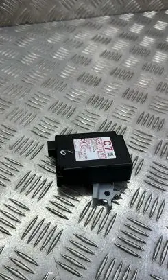 Lexus IS III XE30 Tire pressure control unit 8976053070