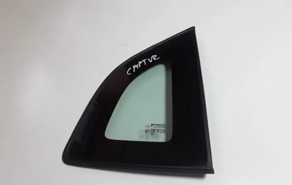 Renault Captur Rear side window 833067929R