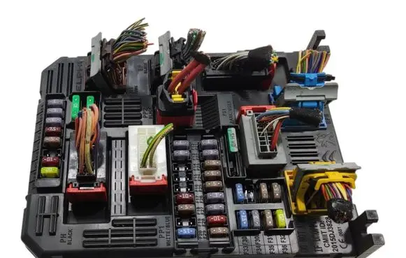 Peugeot 3008 II BSM Control unit 9830814180