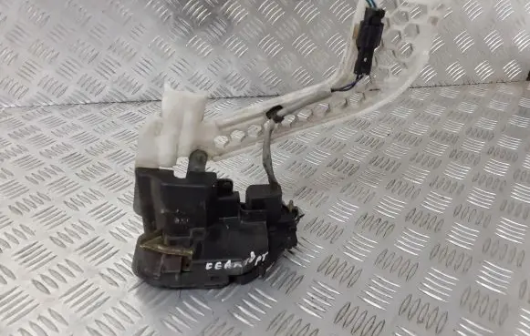 KIA Cerato Rear door lock