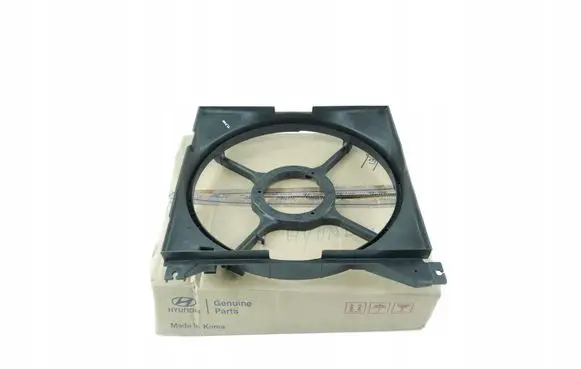 Hyundai Santa Fe Radiator cooling fan shroud 2535026000