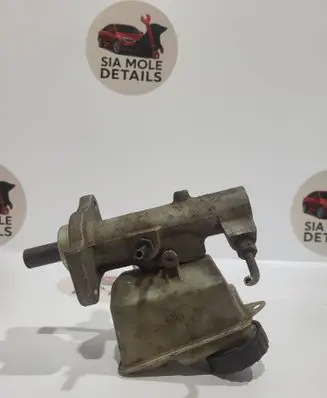Master brake cylinder