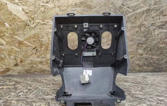 Jaguar XK8 - XKR Engine control unit/module fan LJB2410CA