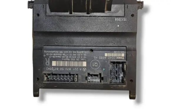 Mercedes-Benz S W221 Seat control module A2218705287 A2218705087 A2214422211