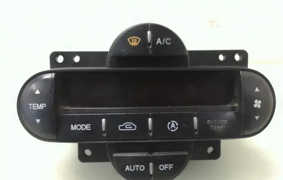 KIA Carens I Climate control unit 0K2FB61190