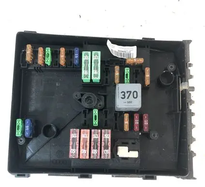 Volkswagen PASSAT B6 Fuse module 017181301 3C09712490