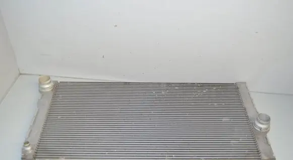 BMW 5 F10 F11 Coolant radiator 8509175 17118509175 17117805627