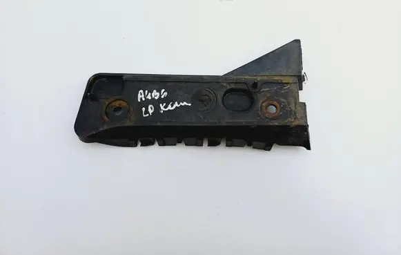 Audi A4 S4 B6 8E 8H Front bumper mounting bracket 8E0807283A