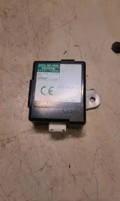 Toyota Corolla Verso E121 Door central lock control unit/module 8974113040