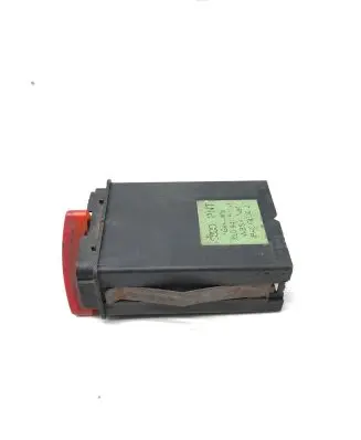 Volkswagen Touran I Hazard light switch