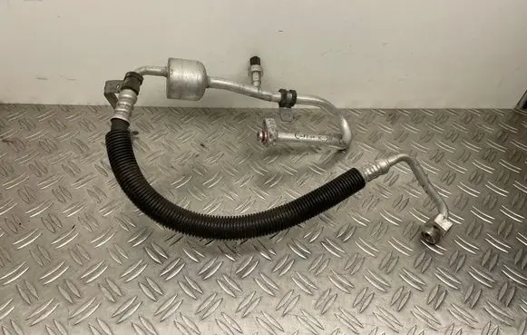 Air conditioning (A/C) pipe/hose