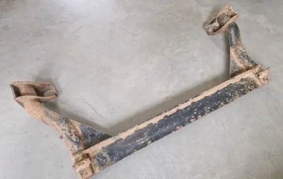 Volkswagen Golf I Rear axle beam 