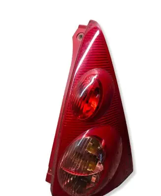 Peugeot 107 Rear/tail lights 815500H040