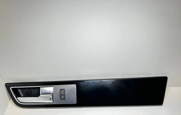 Land Rover Range Rover Evoque L538 Front door interior handle AH2214017AA AH32F05H16RH