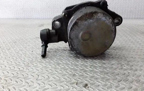Vacuum pump