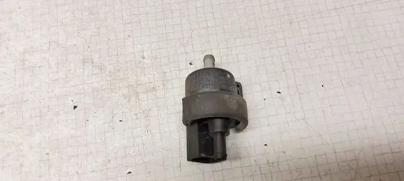 Skoda Octavia Mk2 (1Z) Valve vacuum 058133459 42115905 058133517B