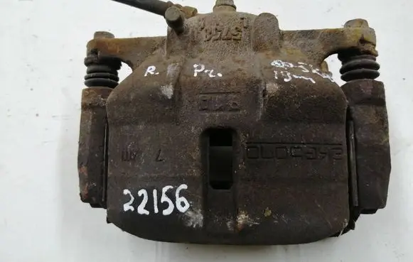 Nissan Qashqai Front brake caliper 